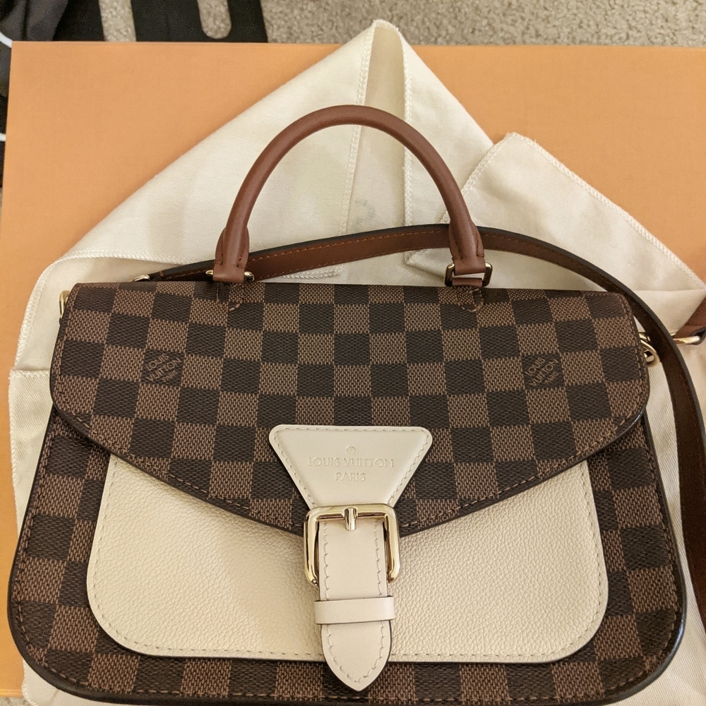 Louis Vuitton Beaumarchais crossbody ivory bag